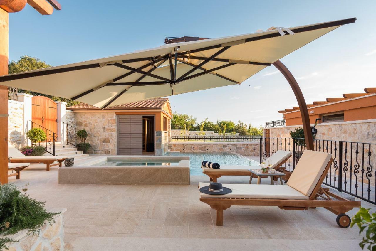 Villa Hirundo Rustica 斯克拉丁 外观 照片